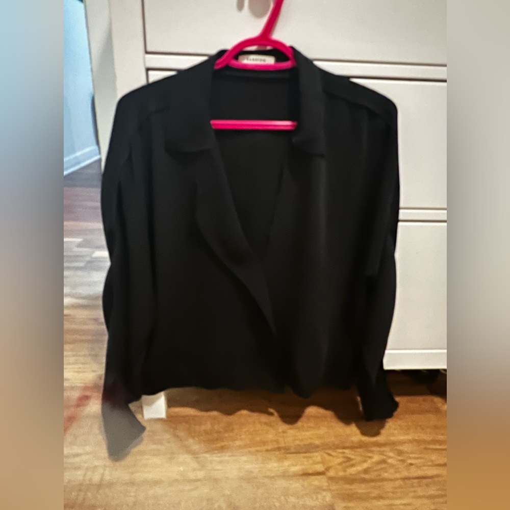 Aritzia Babaton Blouse